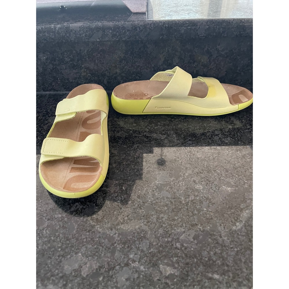 ECCO Cozmo Slide Sandals Yellow  Green Dual Strap Womens Shoes Sz 9